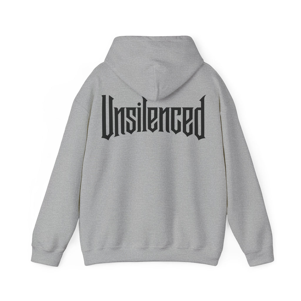 UNSILENCED Hoodie – Boombox – Grote Logo Rugprint | Kleine Borstprint